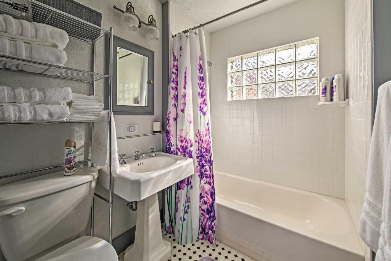 Remodeled Retro Home With Deck, Walk To Main Street! Blanco Extérieur photo