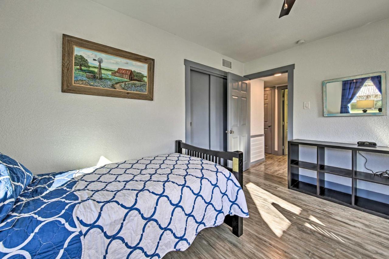 Remodeled Retro Home With Deck, Walk To Main Street! Blanco Extérieur photo